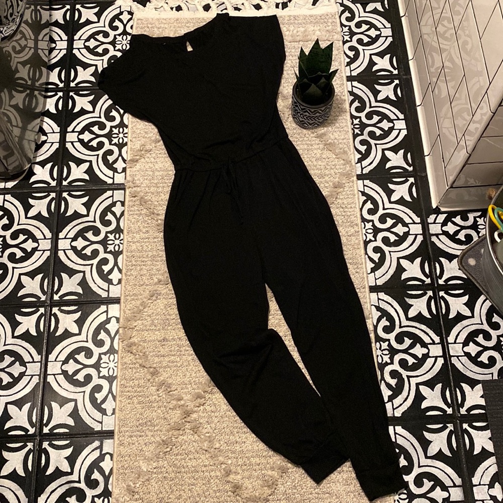 Black Jumpsuit casual shortsleeved with pockets size small